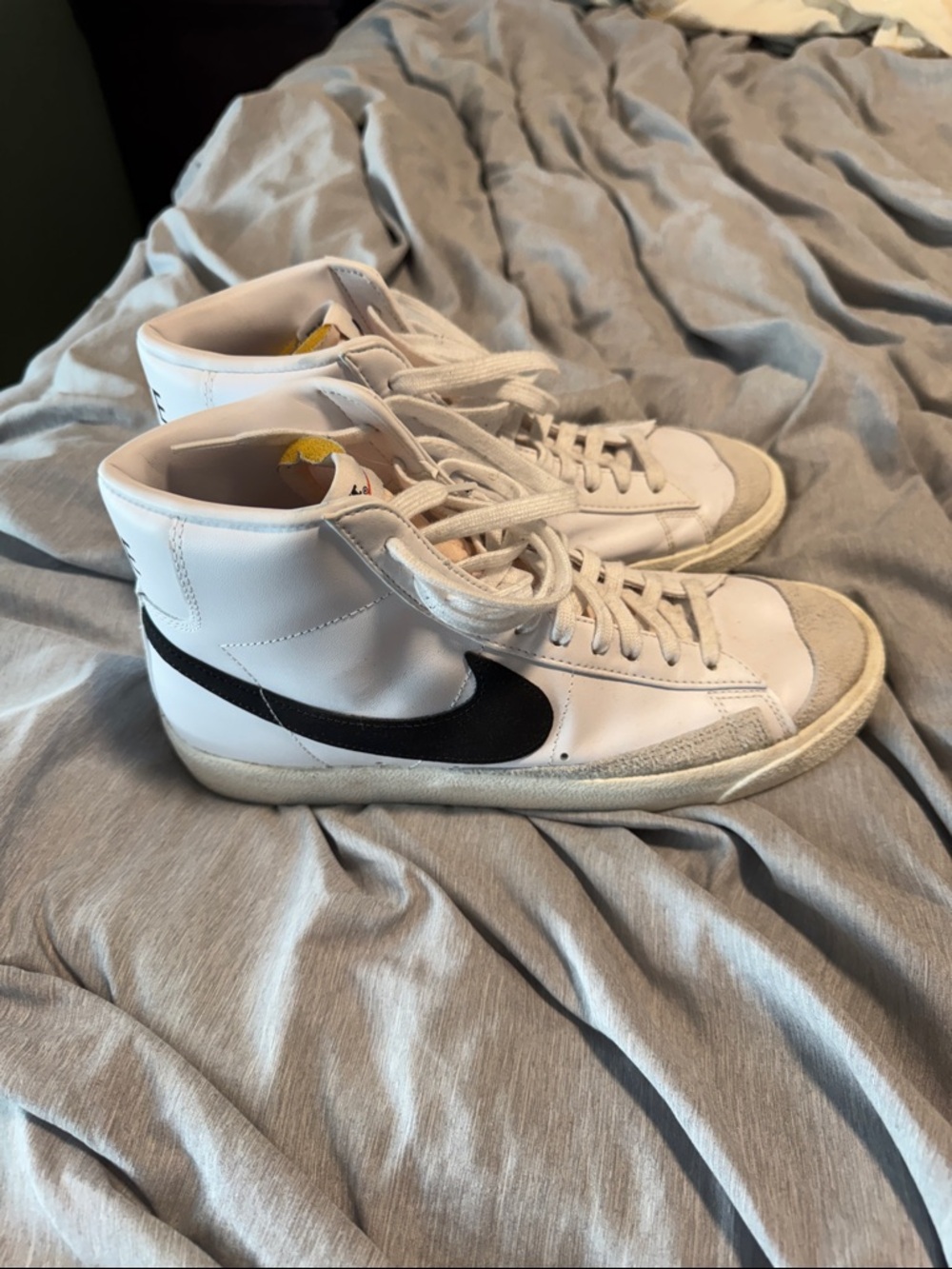 Nike White High-Top blazers with Black Swoosh
